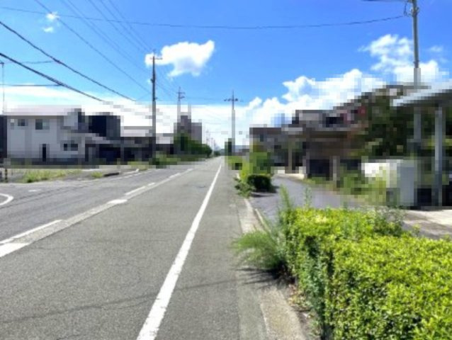 高島市新旭町熊野本2丁目59坪売地(北)の前面道路含む現地写真
