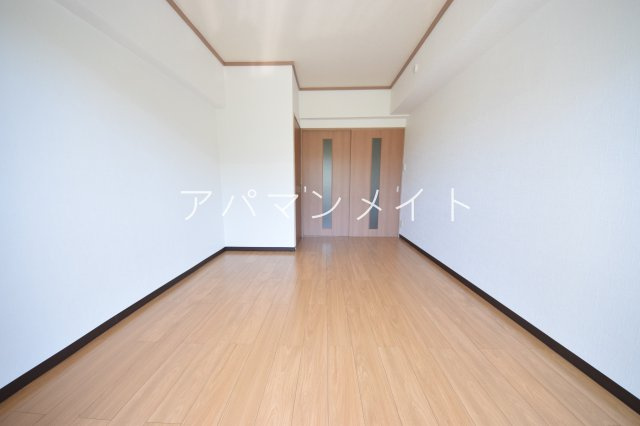 【寝室】 | 第５山仁ビル | 開放的な居室です