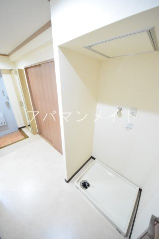【設備】 | 第５山仁ビル | 洗濯機置き場です