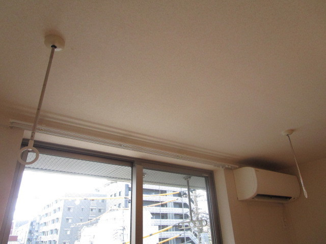 メゾン錦糸町のその他|★室内物干しフック★