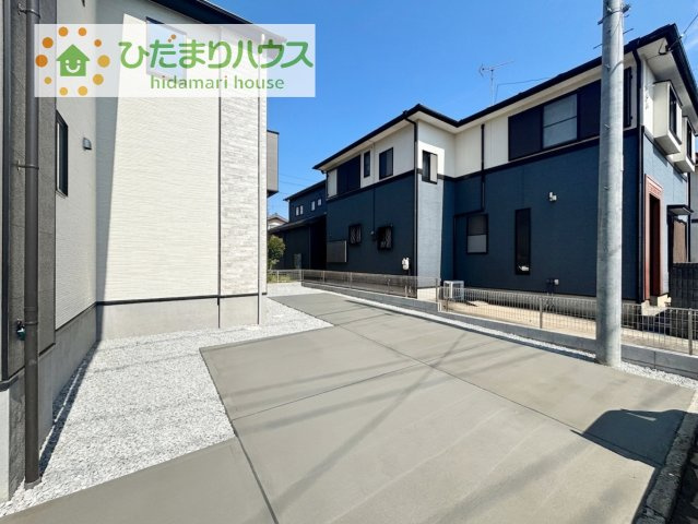 【駐車場】 | 龍ケ崎市小通幸谷町1期　新築戸建 | マイホームなら駐車場代がかかりません！しかも、自宅の駐車場で洗車ができます！今までコイン洗車に行っていた手間も省けて、節約にもつながります(^^♪