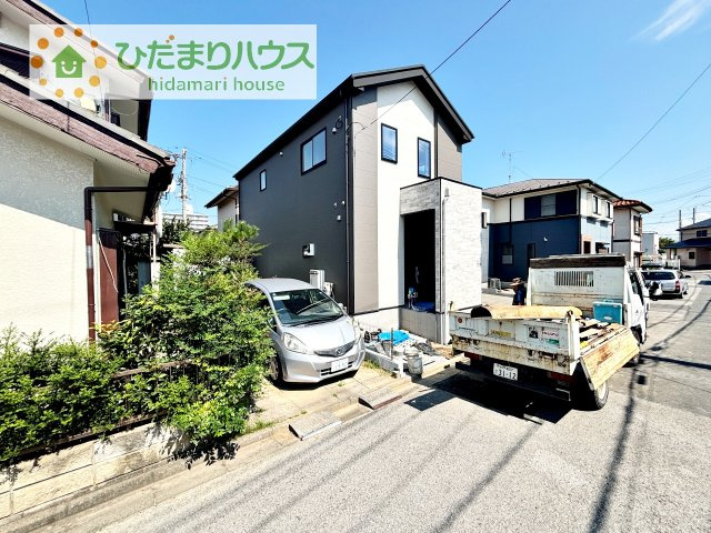 【外観】 | 龍ケ崎市小通幸谷町1期　新築戸建 | 是非一度、ご家族そろってご内覧ください♪