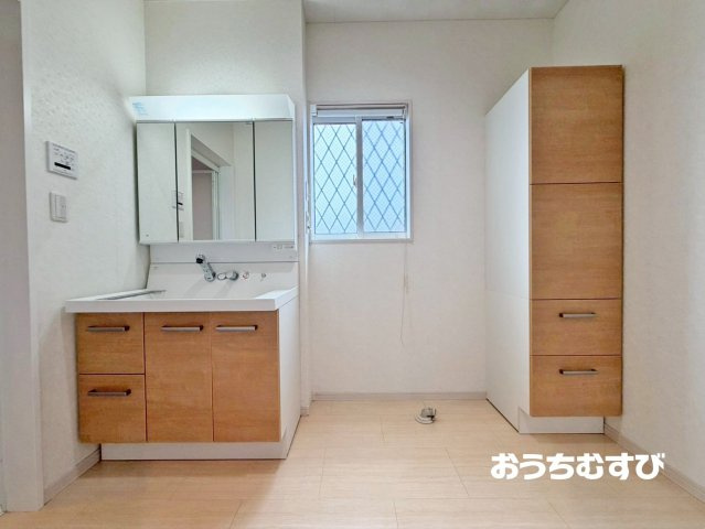 春日井市南花長町7丁目の洗面所
