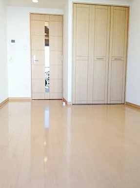 グリフィン横浜・桜木町駅前弐番館の居間・リビング