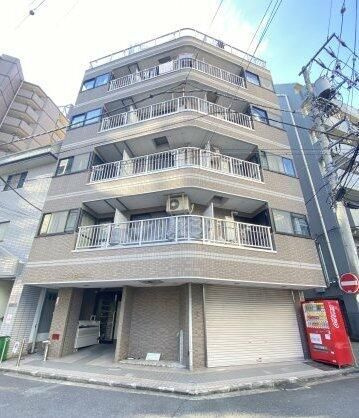 プロスペア横浜西口の外観
