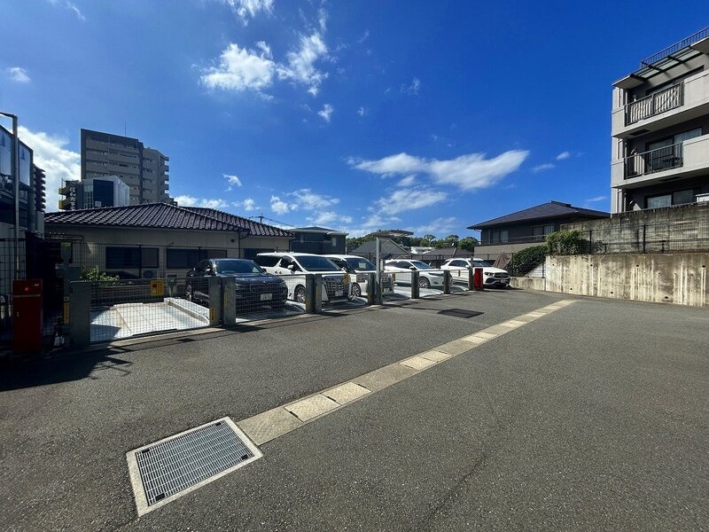 MJR桜坂ザ・レジデンス　赤坂小学校区の駐車場|MJR桜坂ザ・レジデンス