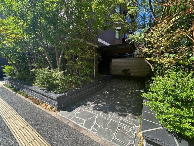 MJR桜坂ザ・レジデンス　赤坂小学校区のエントランス|MJR桜坂ザ・レジデンス