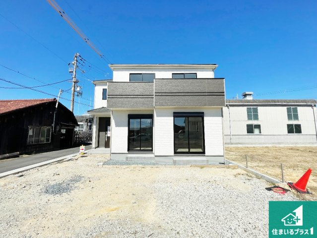 明石市大久保町八木　新築一戸建ての外観|安心の10年保証！外観を美しく保ち、雨水で汚れを落とします！気になることがありましたら、お気軽にお問い合わせください！