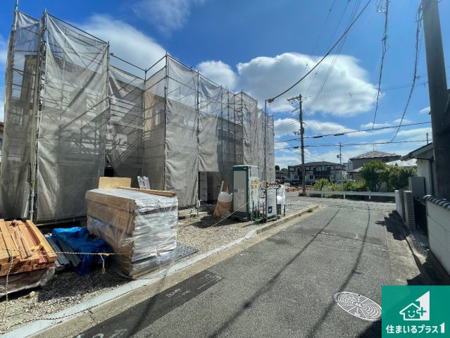 神戸市西区玉津町高津橋　新築一戸建ての前面道路含む現地写真|周辺は落ち着いた街並みの住宅地！子育てがしやすい住環境です！まだ未完成ですが、現地でしかわからない事もございます。是非一度ご覧ください。