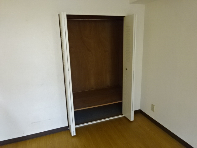 シティガーデン広畑の収納