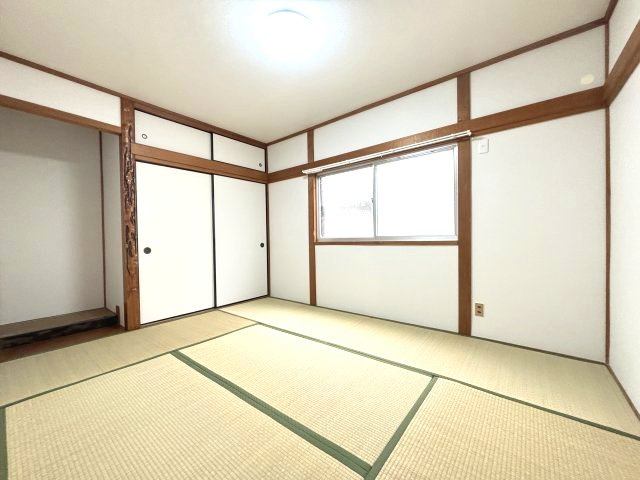 河内長野市向野町の一戸建ての和室