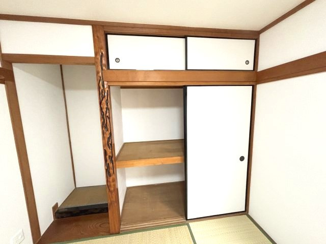 河内長野市向野町の一戸建ての収納