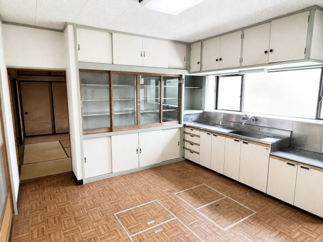 西根字上川原　売り住宅のキッチン