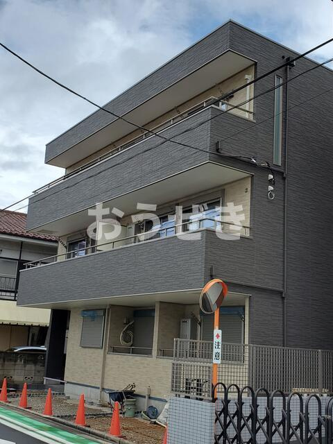 Ｂｅｌｌ　Ｃｒｅｓｔの外観