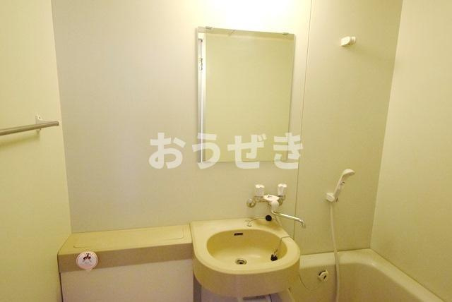 ライオンズプラザ鶴見中央の洗面所