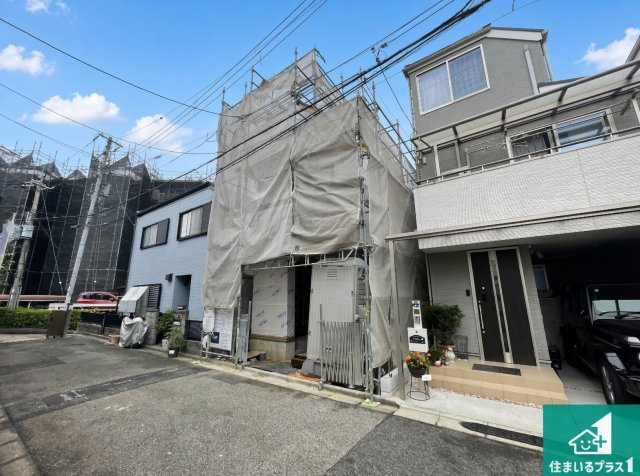 宝塚市南ひばりガ丘　新築一戸建ての前面道路含む現地写真|現在建築中！落ち着いた街並みで新生活を始めることが出来そう！周辺の物件も併せてご紹介させて頂きます！