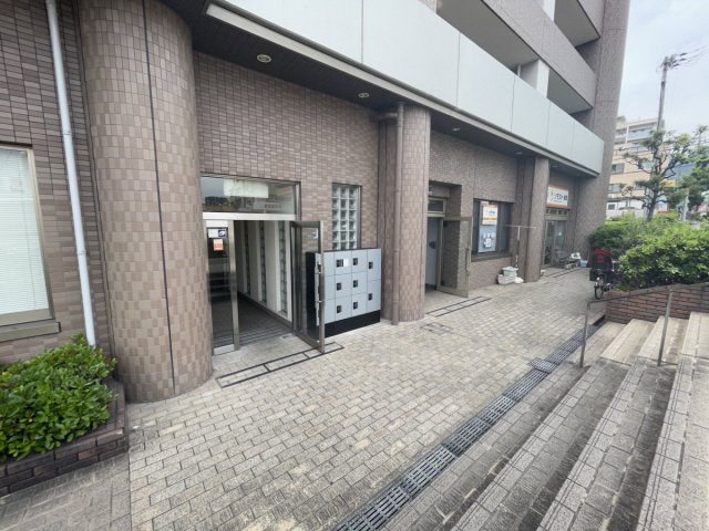 摩耶コート壱番館のエントランス