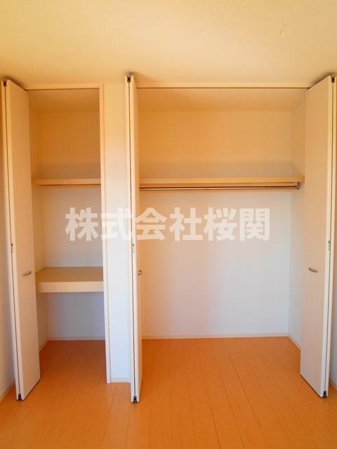 スカイヒル横濱六ツ川Ｂ棟の収納