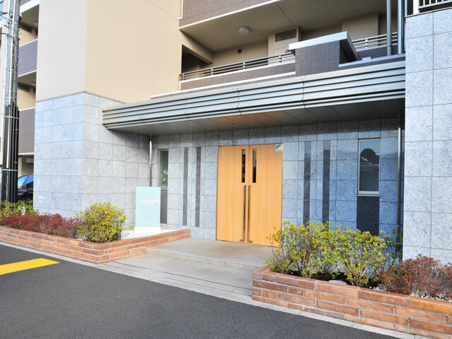 パレステージ金町のエントランス|パレステージ金町：徒歩圏内にスーパー等があり生活住環境良好！
