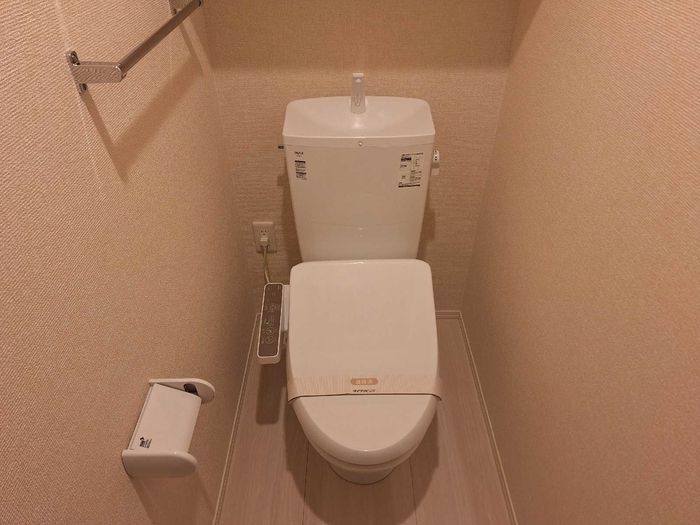 Ｄ－ｒｏｏｍ住吉　Ａのトイレ