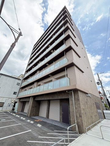 シャルールメゾン桃谷の外観