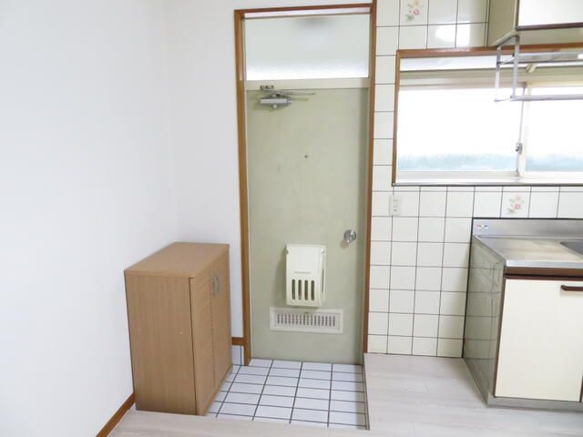 ヒルサイド湘南の玄関