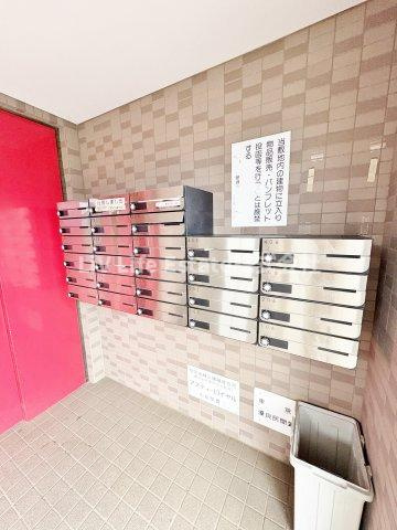 アスティーロイヤル