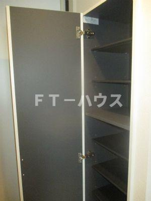 リブリ・ルフェリドーチェ 船橋の収納