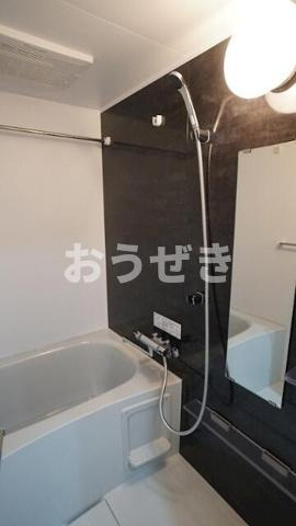 メインステージ横濱真金町の浴室