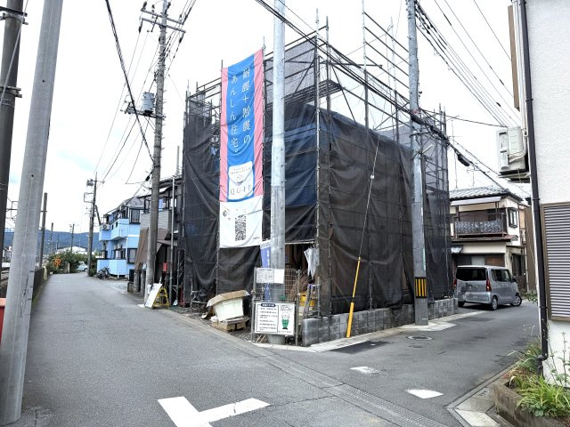 入間郡毛呂山町前久保南第9　新築戸建の前面道路含む現地写真