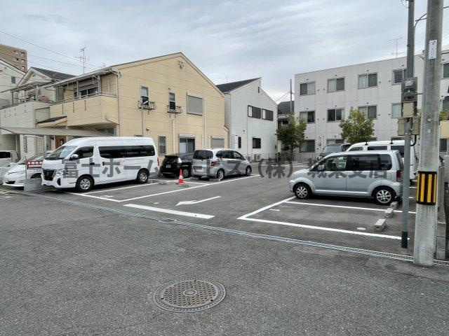 荒川プレハブ倉庫の駐車場|近隣の月極駐車場です(空き要確認)