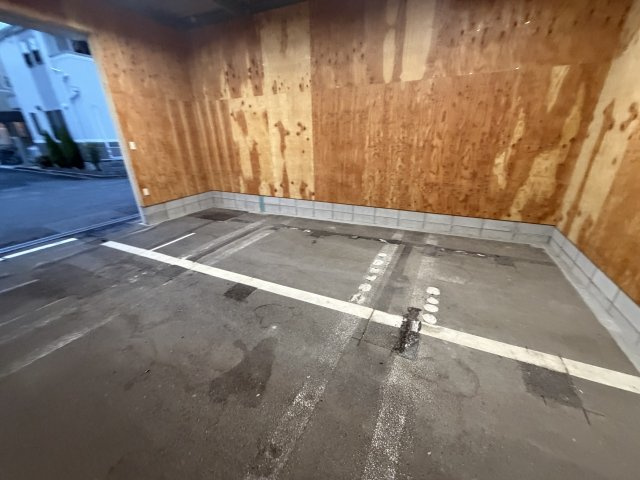 荒川プレハブ倉庫