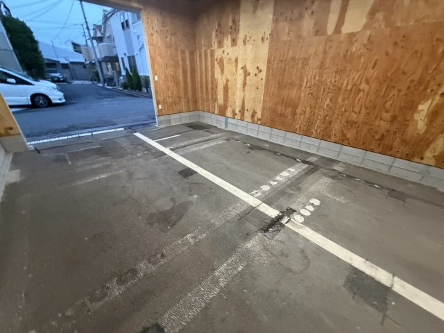 荒川プレハブ倉庫