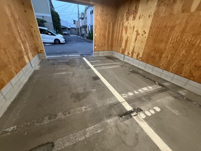 荒川プレハブ倉庫