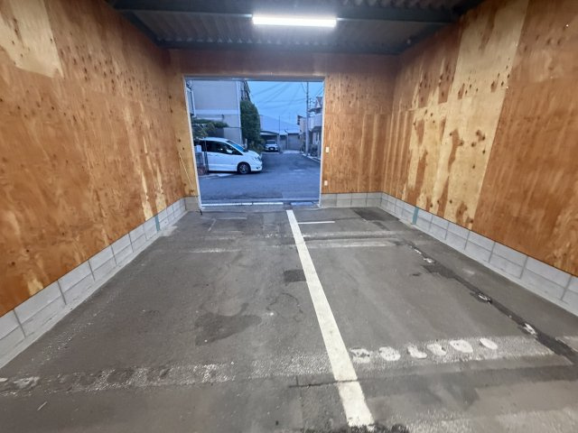 荒川プレハブ倉庫