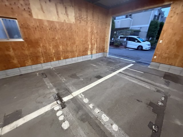 荒川プレハブ倉庫