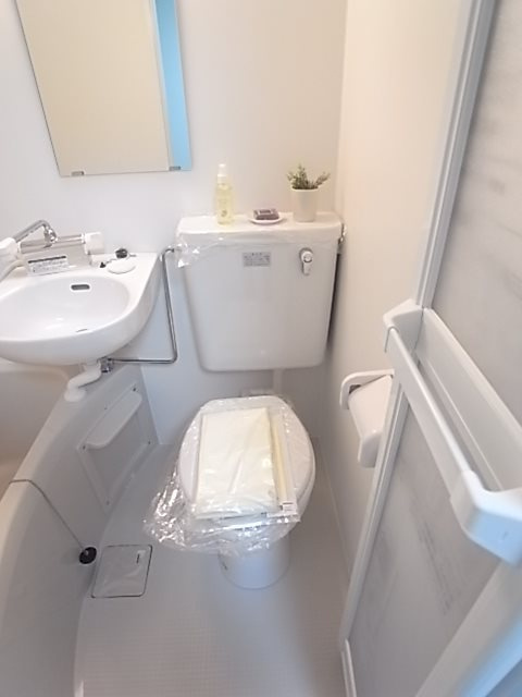 フラッツ塚口のトイレ|落ち着いたトイレです