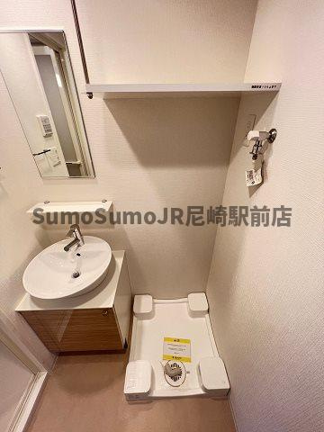 エスリード大阪クレストコートの洗面所|広い洗面スペース