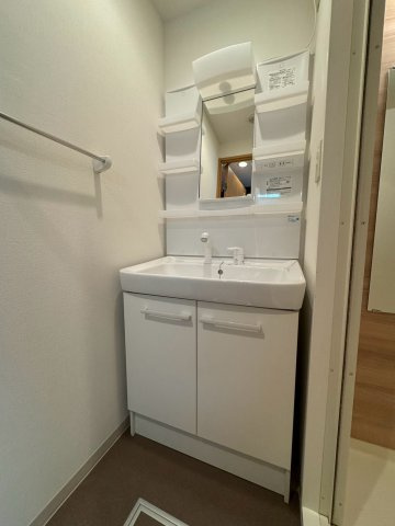 サムティ阿波座Lussoの洗面所
