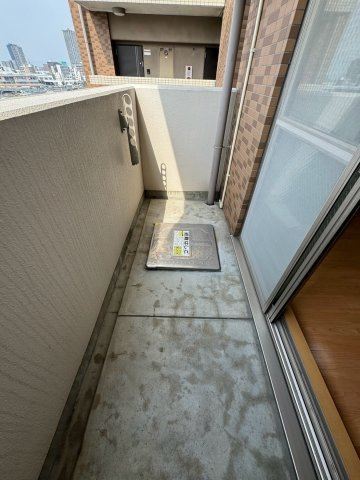 サムティ阿波座Lussoのバルコニー
