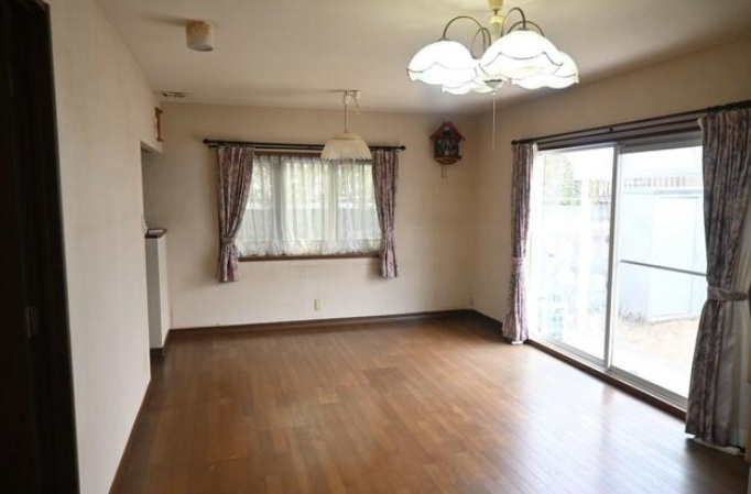 姫路市城見台２丁目の中古一戸建の洋室