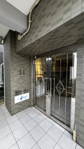 S-FORT姪浜のエントランス
