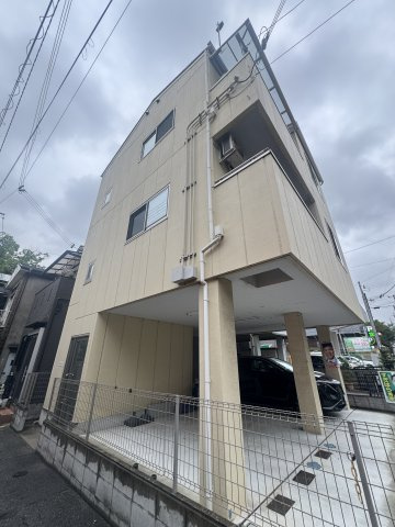 KNビル