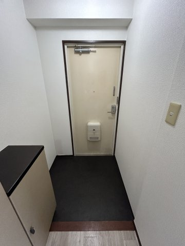フュテュール尼崎の玄関
