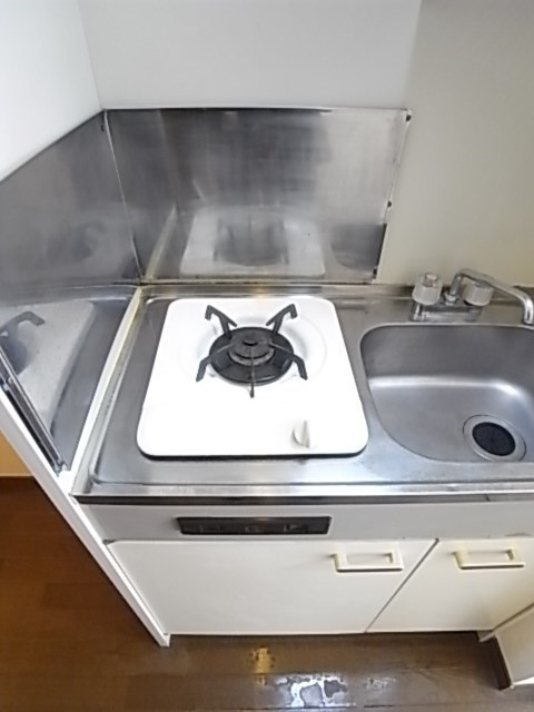 HU岩屋ハイツのキッチン