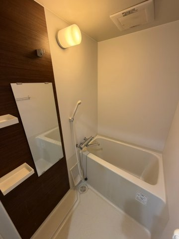 ポコアポコ芦屋の浴室