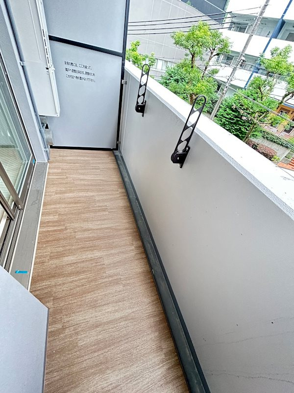 エステムコート新神戸Ⅱ駅前山手のバルコニー