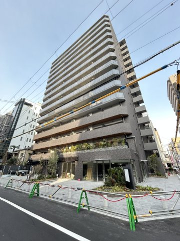 コンフォリア・リヴ博労町一丁目Qの外観
