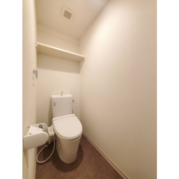 ルナ・グランデのトイレ|コンパクトで使いやすいトイレです