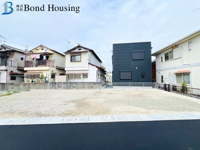「長期優良住宅」「海近く」大久保町江井島　4期　1号棟の駐車場